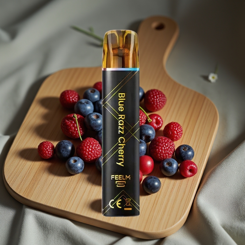 JNR Black&Golden 800 Puffs Disposable Vape Blauwe Framboos Kers 550mAh 2ml 2% Nicotine TPD