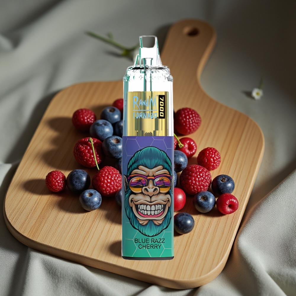 RandM Fumot Tornado 7000 Puffs 14ML 850MAH Mesh Coil Type-C RGB Licht Blauwe Framboos Kers Disposable Vape