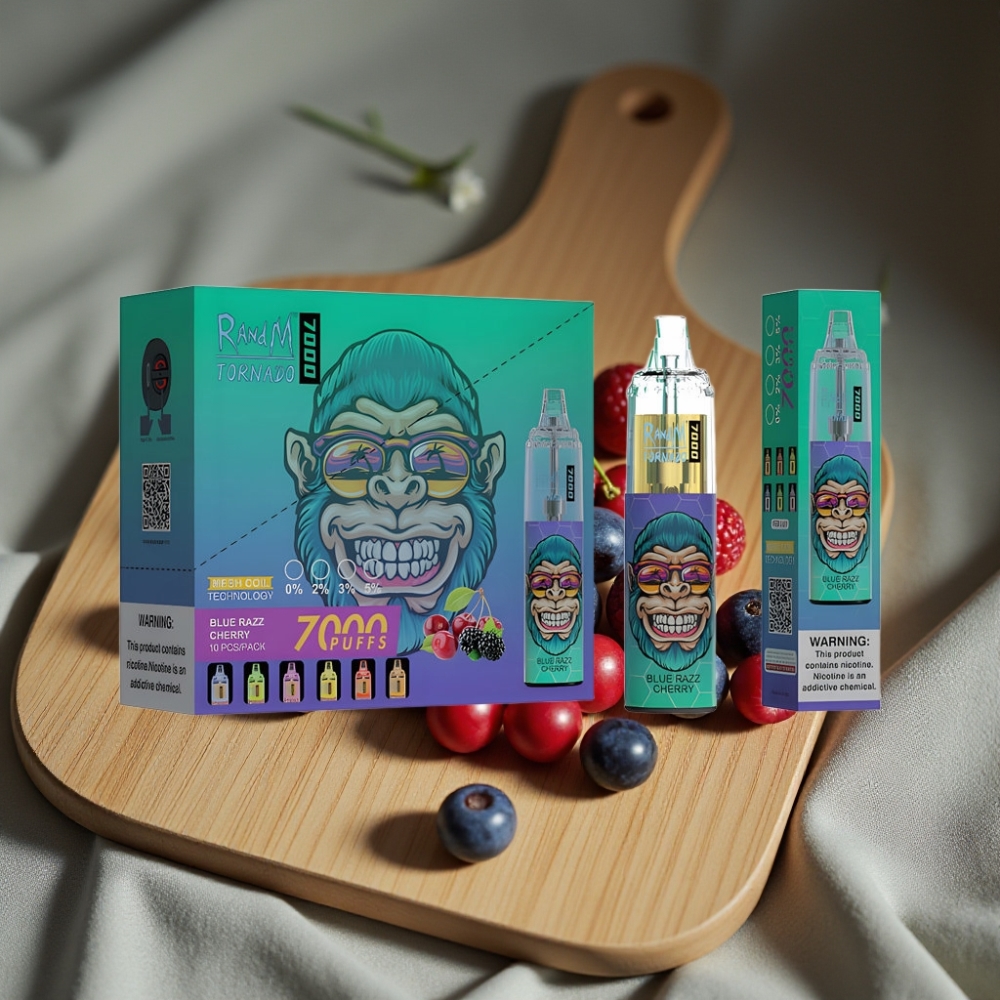 RandM Fumot Tornado 7000 Puffs 14ML 850MAH Mesh Coil Type-C RGB Licht Blauwe Framboos Kers Disposable Vape