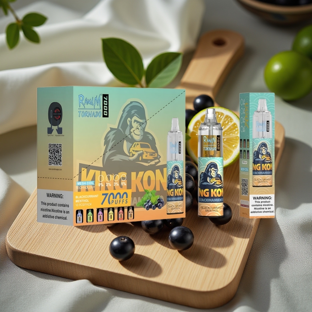 RandM Fumot Tornado 7000 Puffs 14ML 850MAH Mesh Coil Type-C RGB Luchtregeling Zwarte Bes Munt Disposable Vape