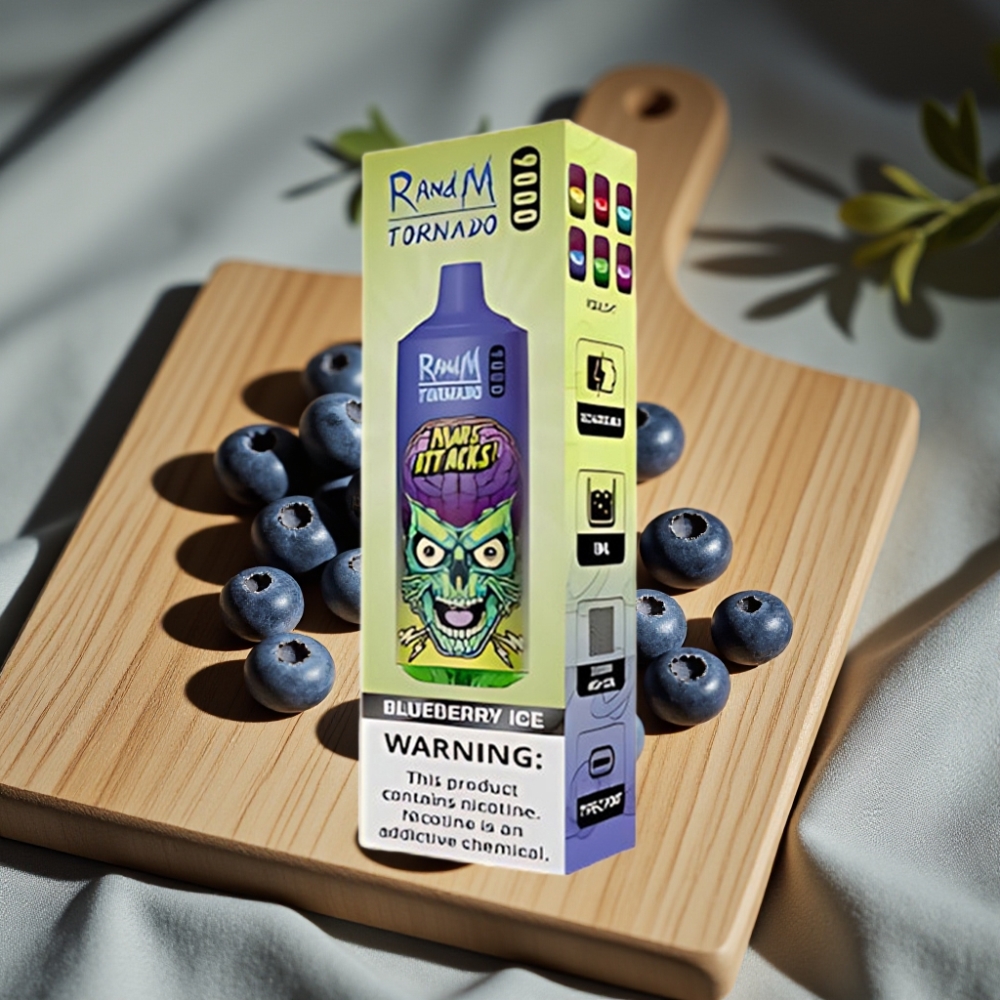 RandM Tornado 9000 Puffs 850 mAh Oplaadbaar 18 mL Mesh Coil RGB Display Blauwe Bes Ijs