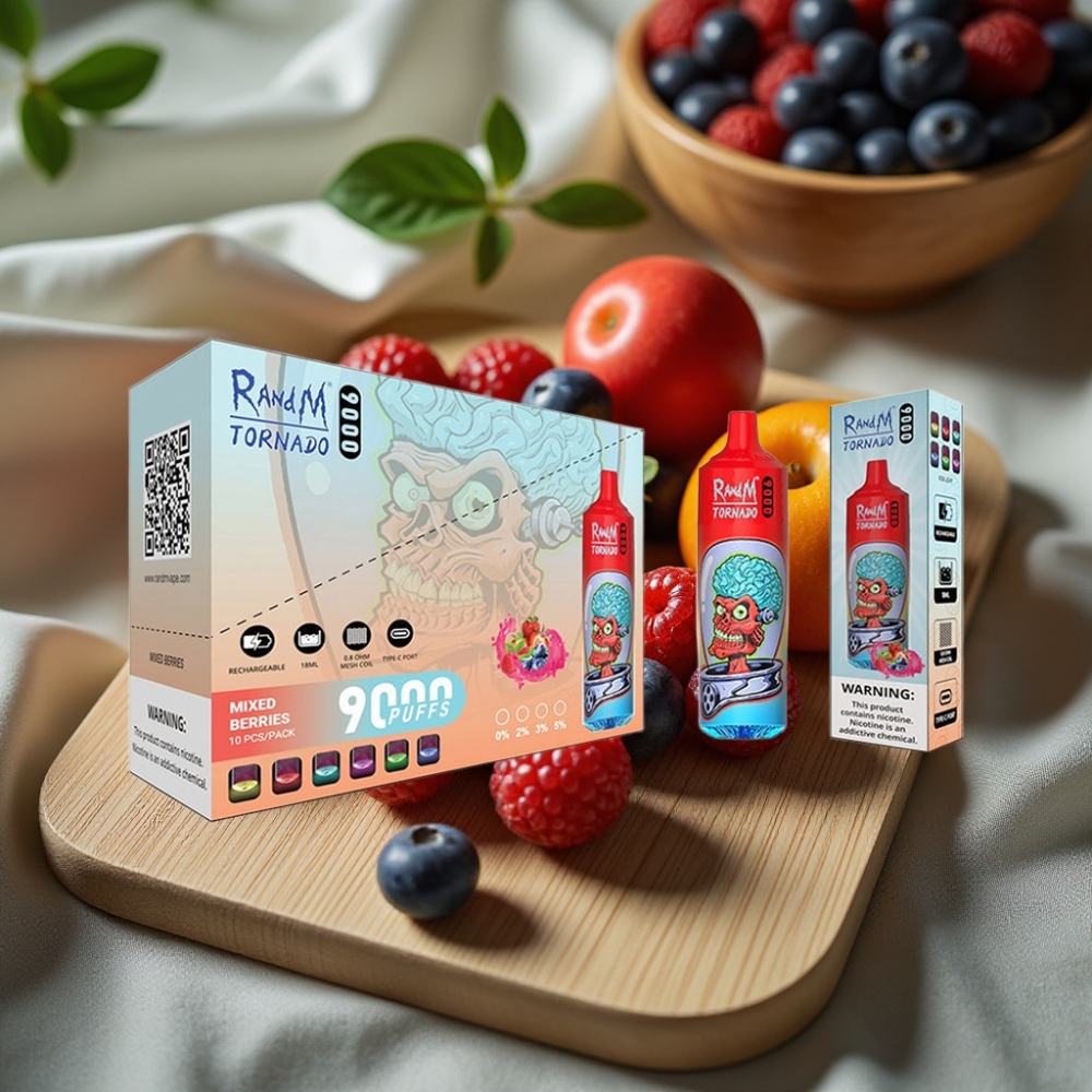 RandM Tornado 9000 Puffs 850 mAh Oplaadbaar 18 mL Mesh Coil RGB Display Gemengde Bessen